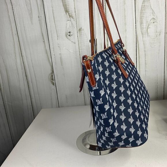 Dooney and Bourke Brewers Zip Tote NWT - Picture 2 of 7